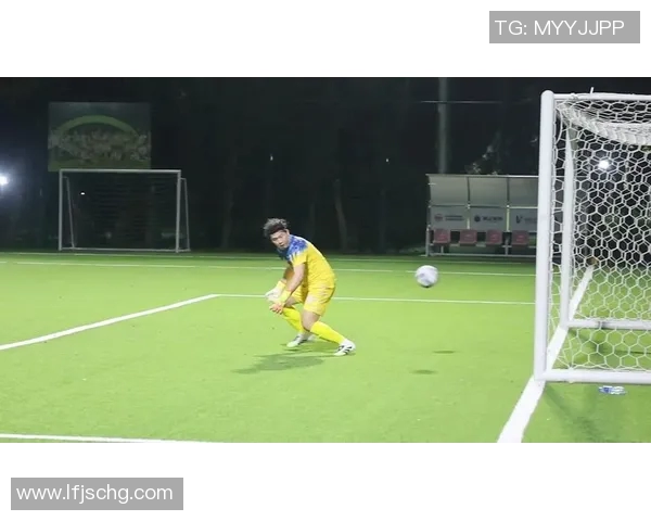 泰国足球明星风采尽显精彩瞬间的照片集锦与背后的故事 泰国足球明星风采尽显精彩瞬间的照片集锦与背后的故事